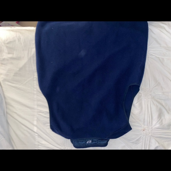 Mens Vineyard Vines Vest - great condition - no flaw - barely worn - Picture 3 of 3